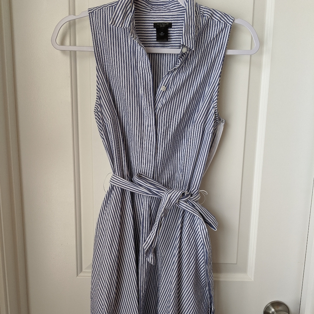 Ann Taylor A-line striped tie dress with collar